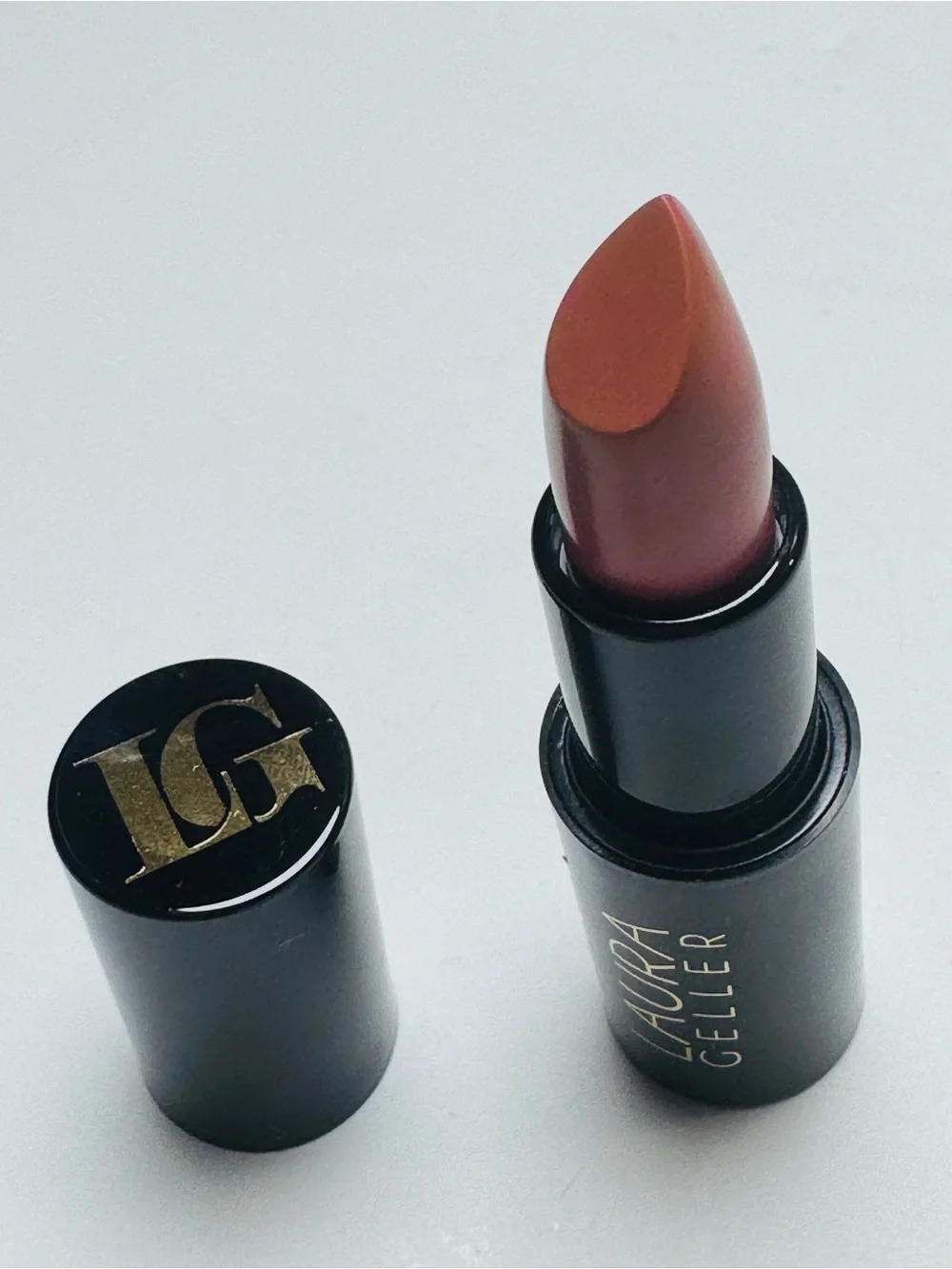 Laura Geller Italian Marble Lipstick – Dolce (0.12 oz / 3.4 g)